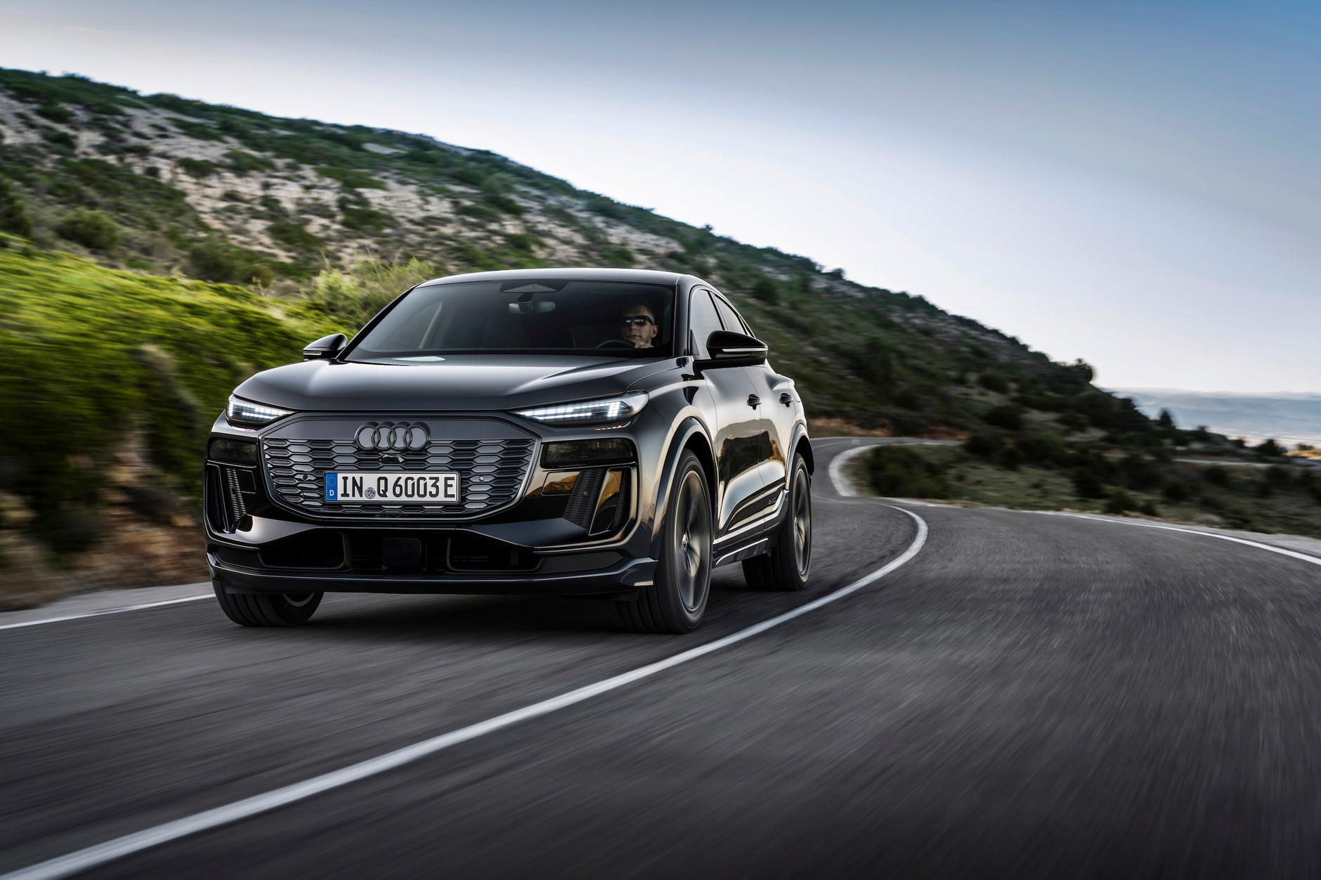 Audi SQ6 e-tron