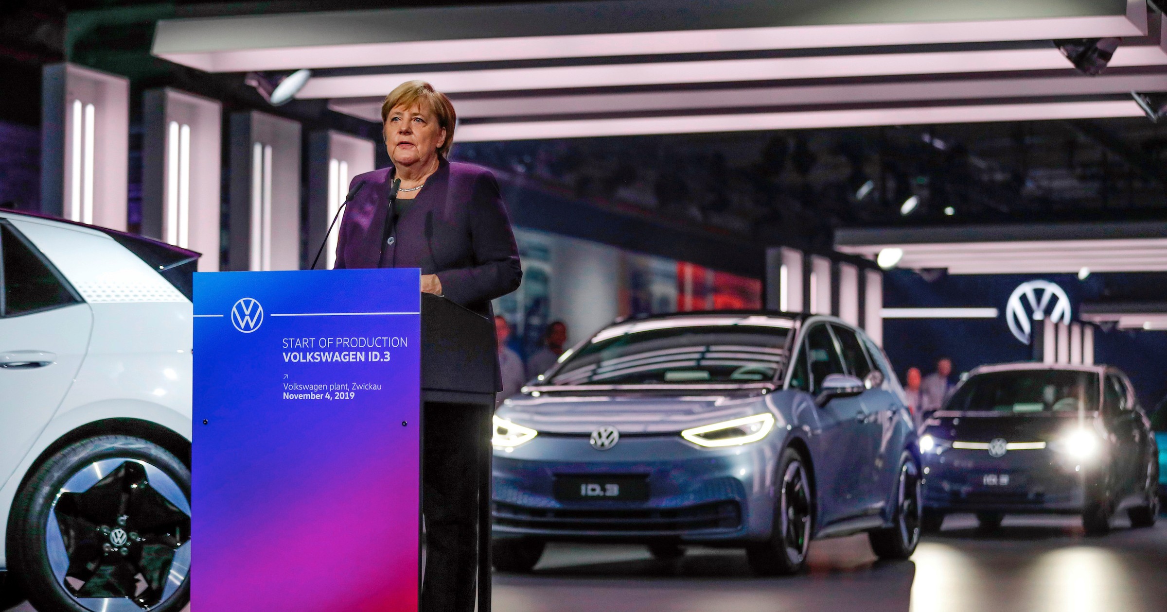 Angela Merkel podczas uroczystości rozpoczęcia produkcji elektrycznego Volkswagena ID.3 w Zwickau