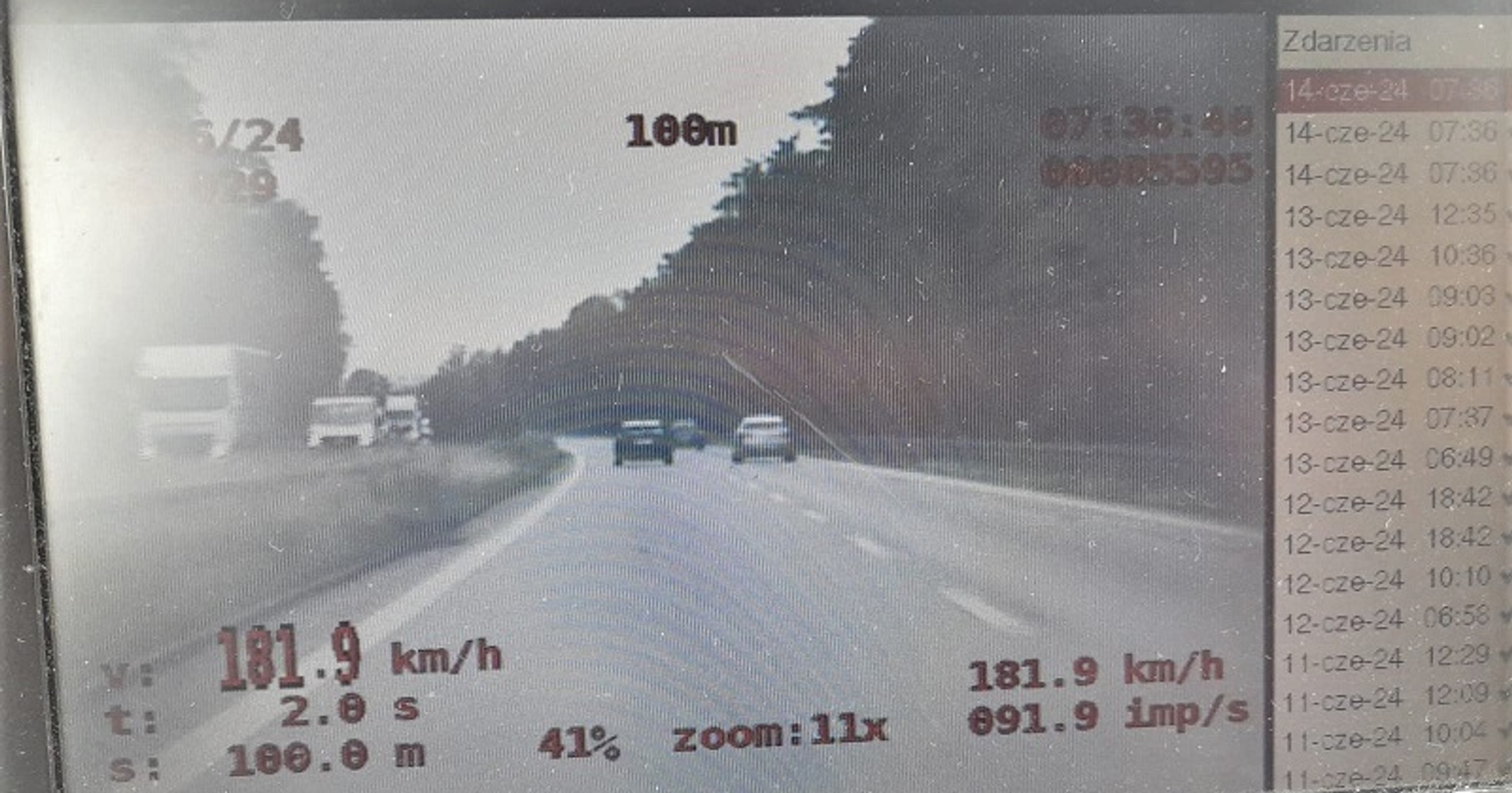 Obraz pochodzący z serwisu https://legnica.policja.gov.pl/dle/aktualnosci/bieza/122041,Nieodpowiedzialny-kierowca-przekroczyl-predkosc-O-71-kmh.html