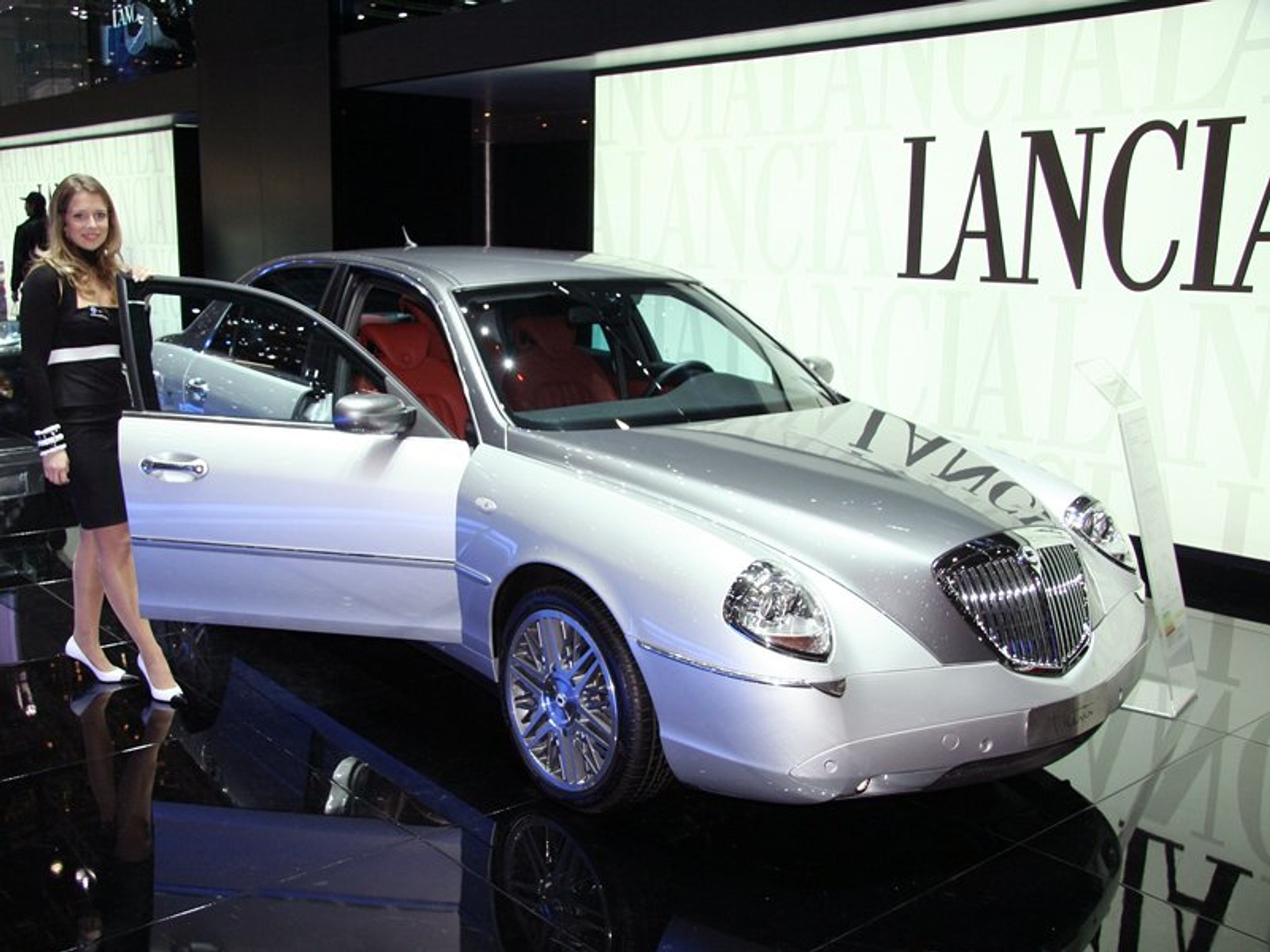 Genewa 2007: kolejne samochody w fotogalerii