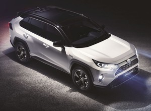 Toyota RAV4 - debiut piątej generacji