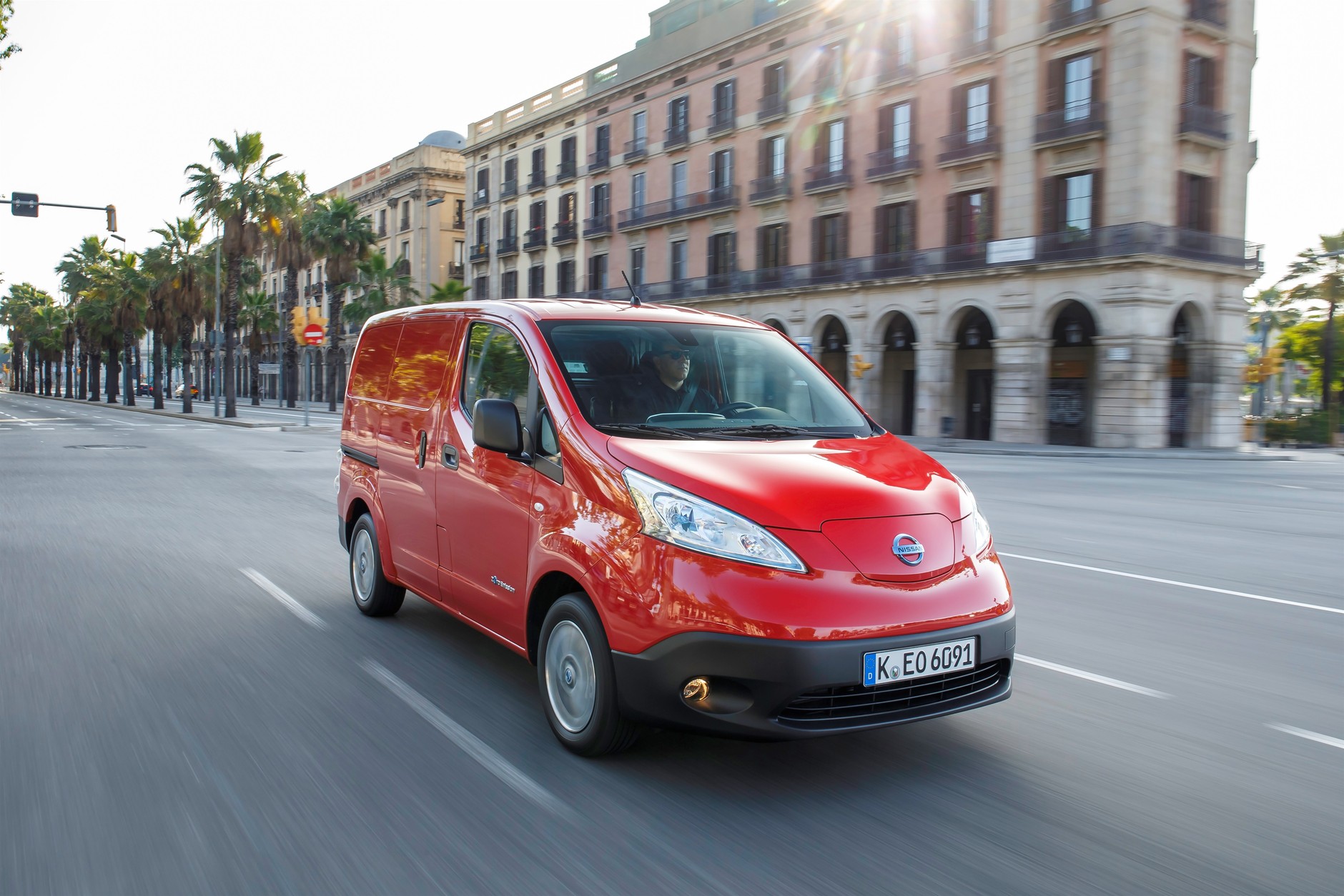 Elektryczny Nissan e-NV200 za 132,8 tys. zł