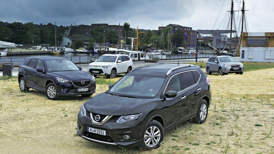 Nissan X-Trail, Mazda CX-5, Mitsubishi Outlander, Subaru Forester