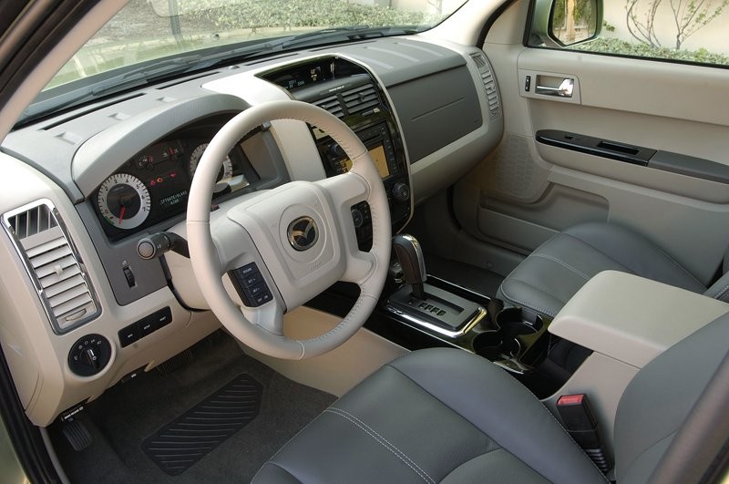 Detroit 2007: Mazda Tribute Hybrid