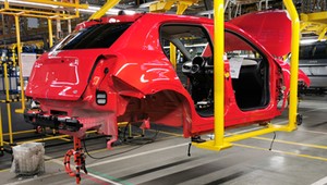 Stellantis pożegnał dyrektora Tavaresa i od razu zapowiedział powrót do ACEA