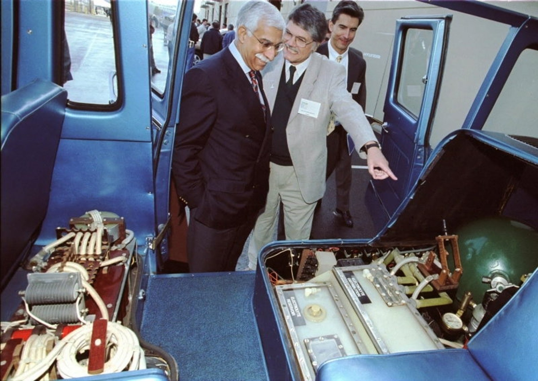 GM Electrovan – pierwszy pojazd na ogniwa paliwowe