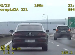 Policjanci doznali déjà vu. Kierowca też, ale on trafi przed sąd [WIDEO]
