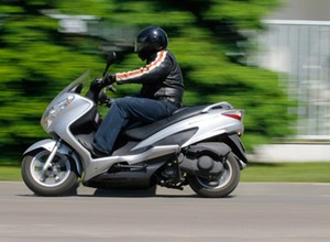 Suzuki Burgman - stworzony, by cieszyć