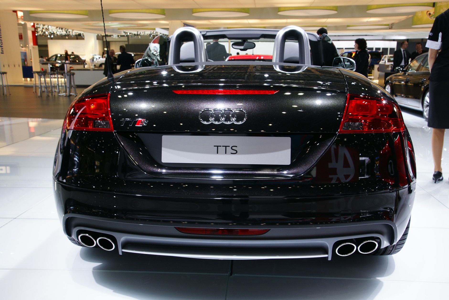 AMI 2010: Audi TT po wiosennym faceliftingu
