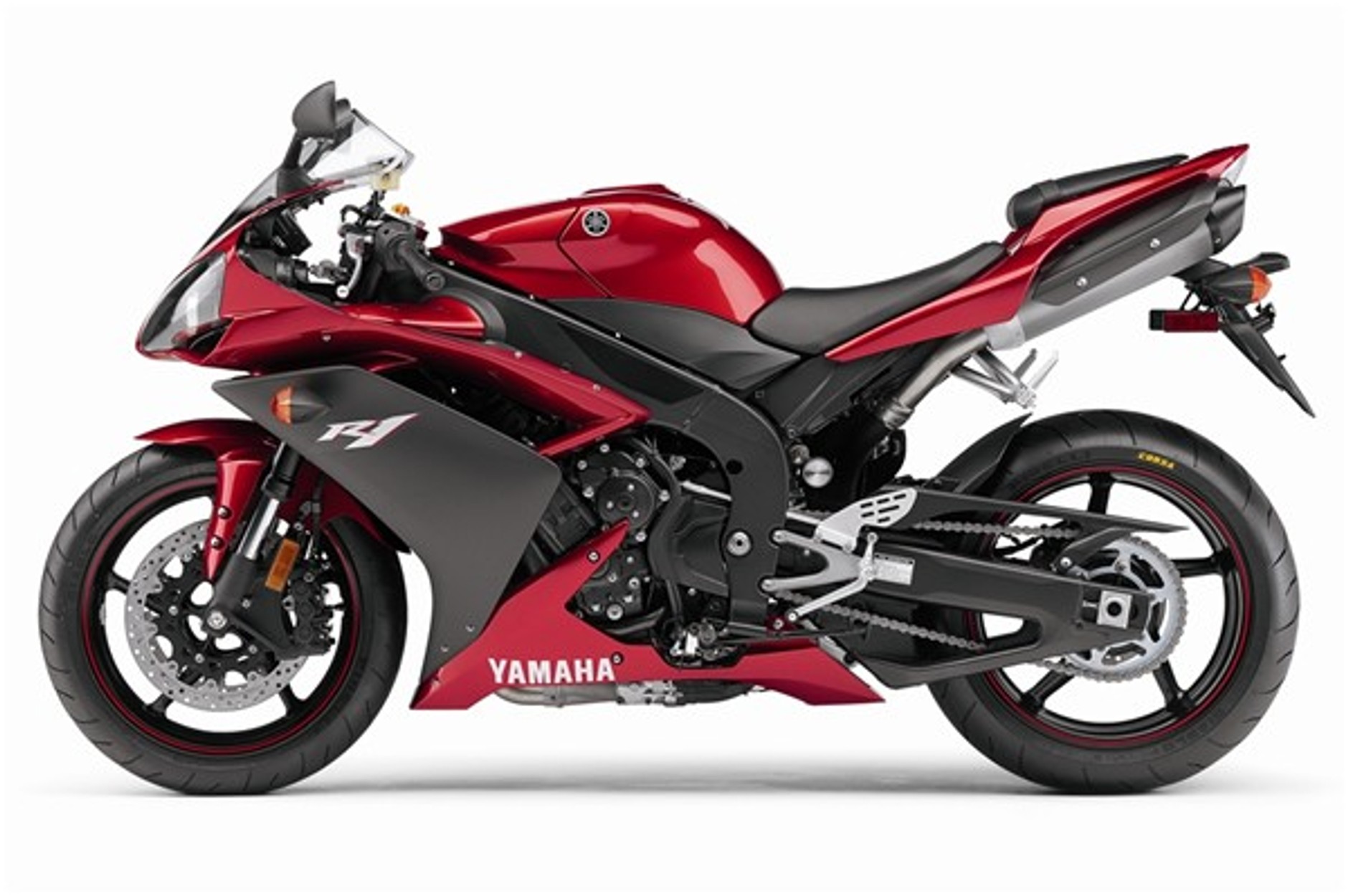 Yamaha YZF-R1 2007: bez kompromisu