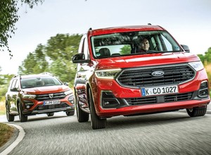Ford Tourneo kontra Dacia Jogger - który ma więcej do zaoferowania? Bierzemy kombivany pod lupę!