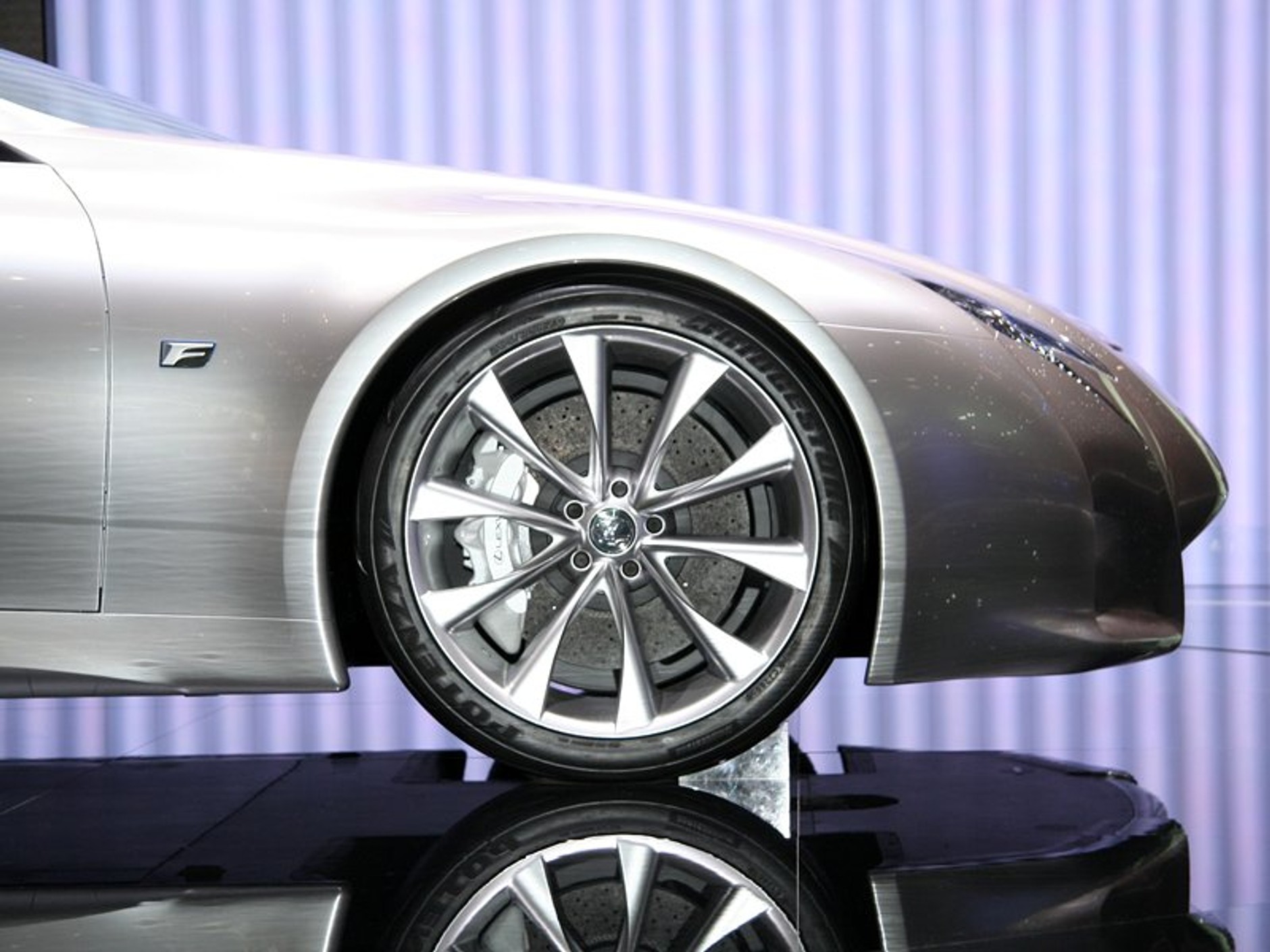 Genewa 2007: kolejne samochody w fotogalerii