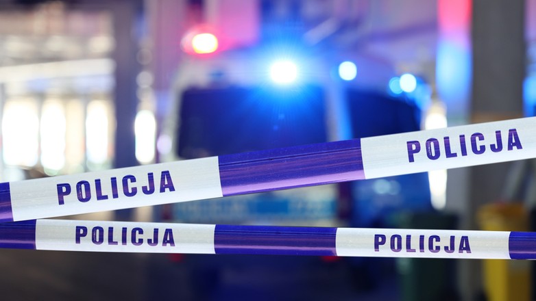 Wybił szybę w salonie samochodowym