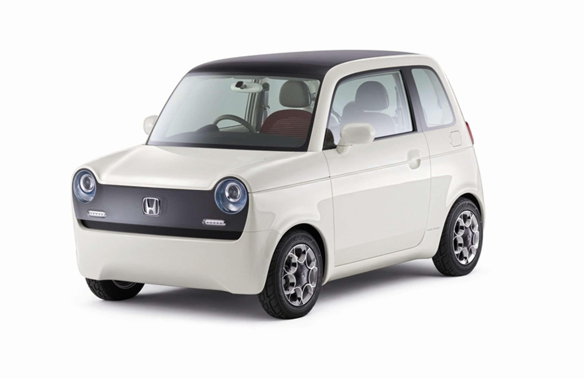 Retro jest fajne, tak w telewizorach, jak i w autach