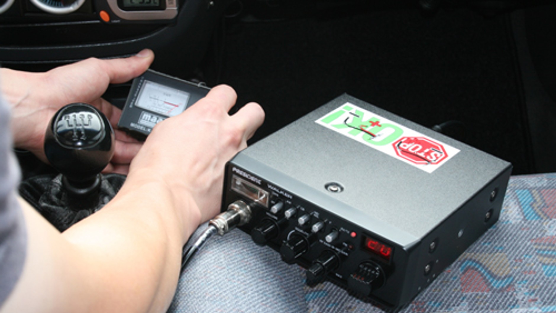 CB Radio - Tylko nie mówcie bez sensu