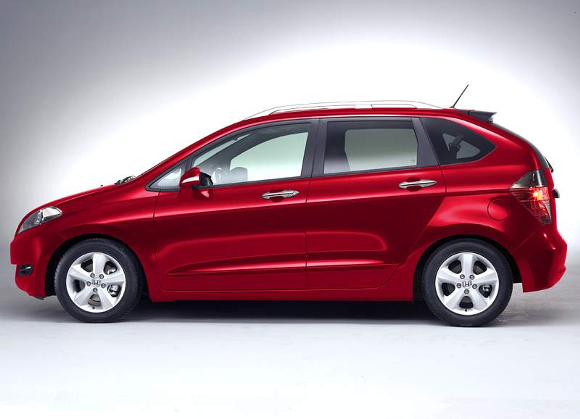 Zmodernizowana Honda FR-V