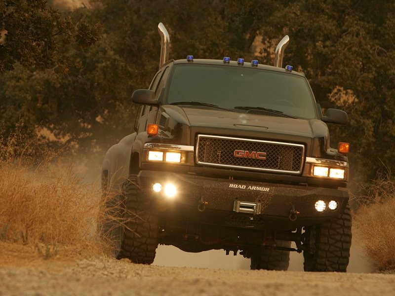 General Motors przygotuje cztery prototypy dla filmu Transformers