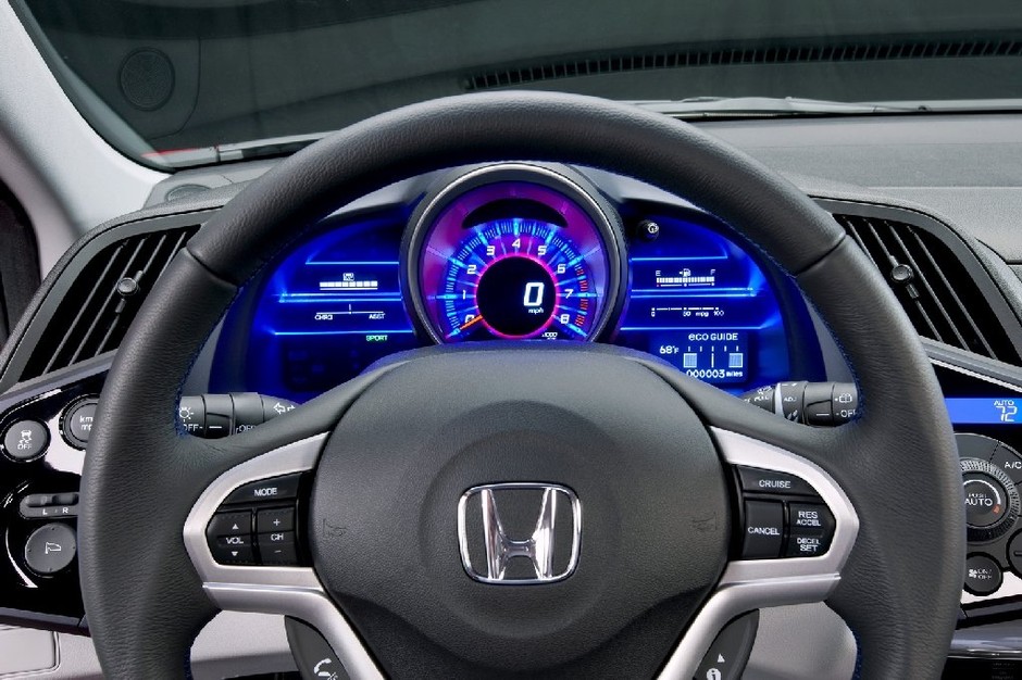 Honda CR-Z - Tak będzie wyglądała produkcyjna wersja (galeria)