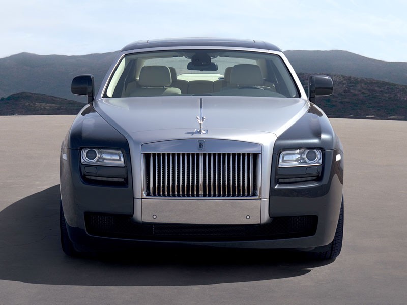 IAA Frankfurt 2009: Rolls-Royce Ghost - nowa rodzina w fotogalerii