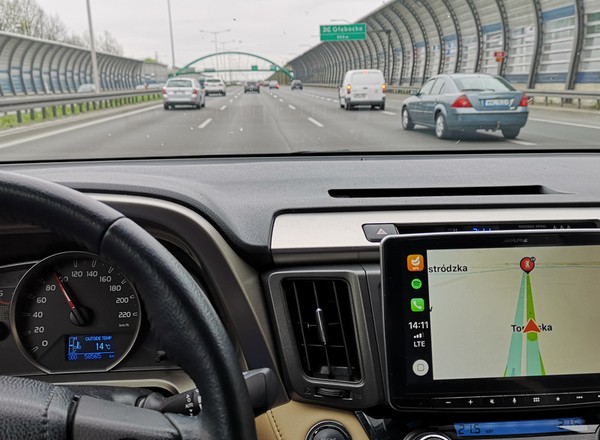 NaviExpert w Apple CarPlay – już oficjalnie