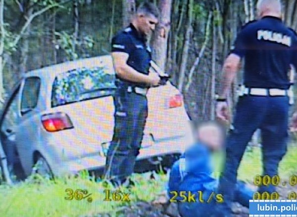 Kierowca był pijany i miał dożywotni zakaz. Trafi do więzienia i straci samochód