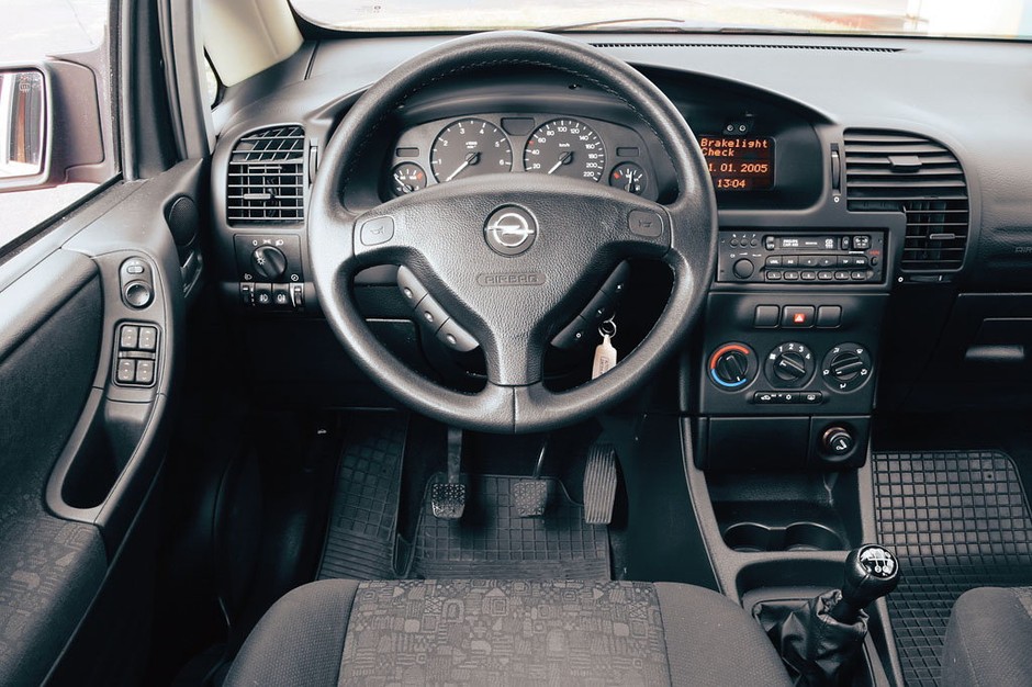 Opel Zafira A - Nieduży van z dużymi atutami