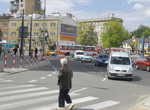 Auto nagra wypadek i spojrzy nam w oczy, czyli Unia Europejska dba o bezpieczeństwo
