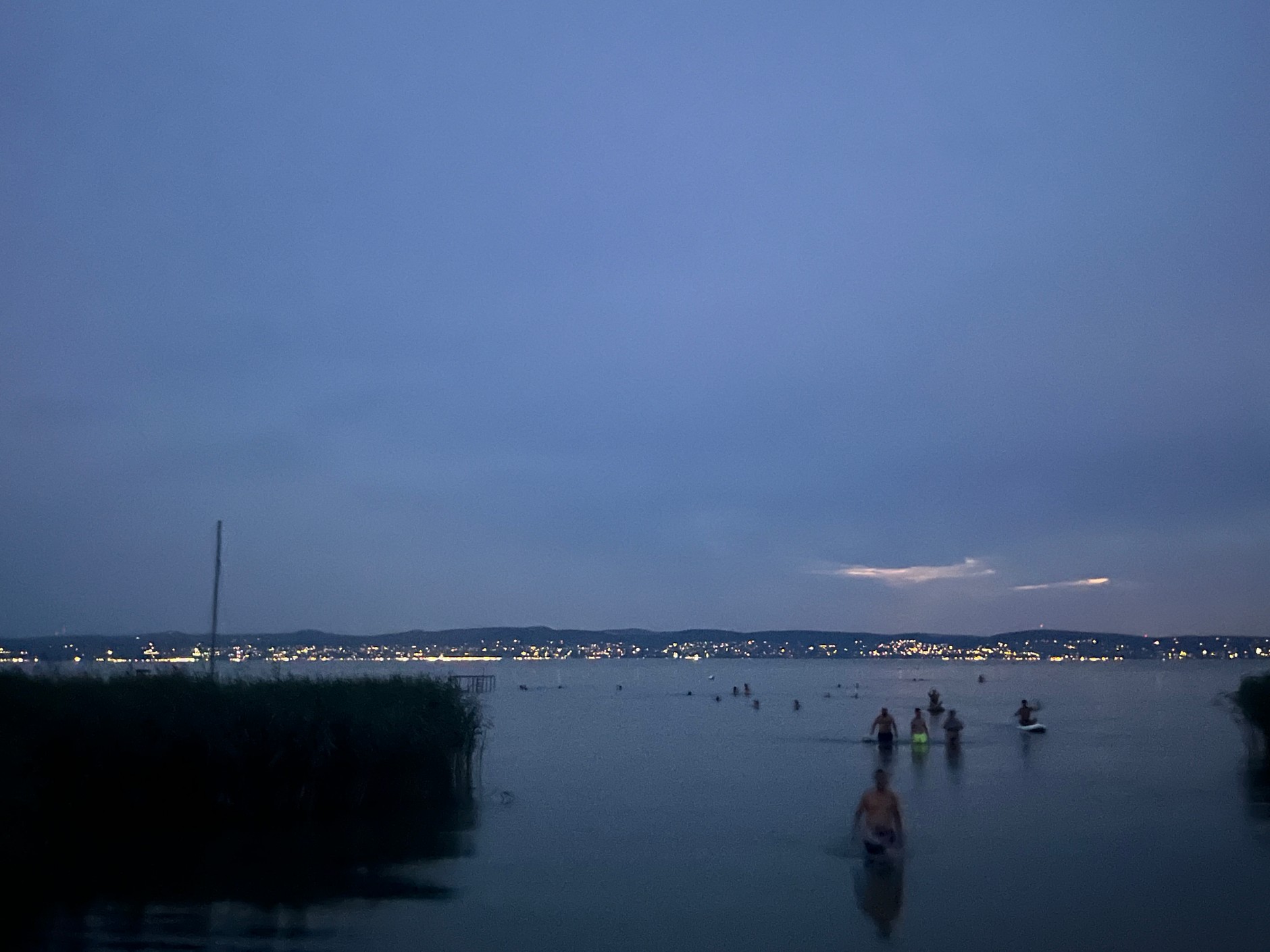 Balaton nocą