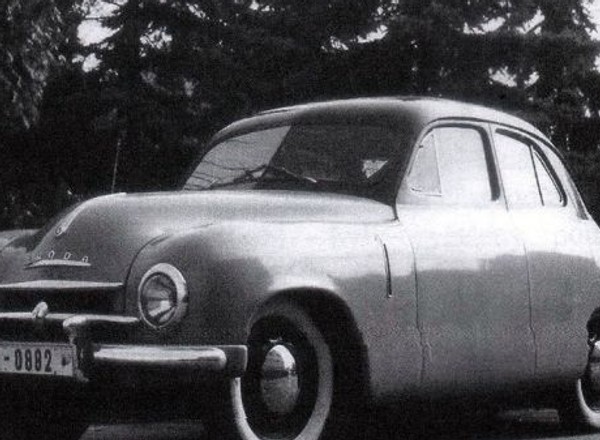 Prototyp Skoda typ 955 - na drodze od Tudora do Sedana