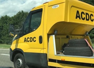 Uważaj na fałszywe ACDC! To oszuści, których pomoc może dużo kosztować