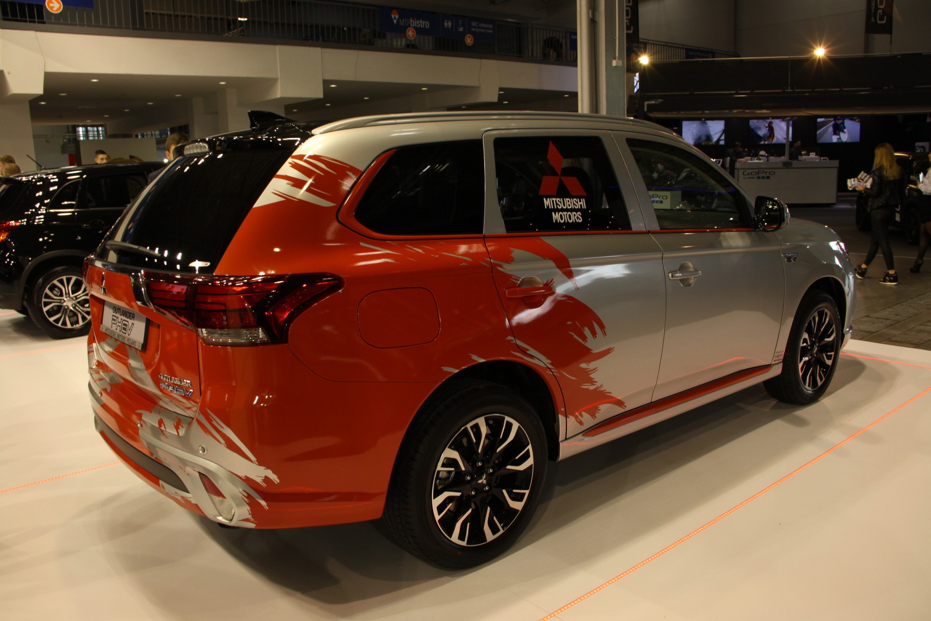 Mitsubishi Outlander PHEV (Poznań 2016)