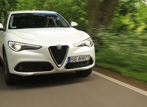 Alfa Romeo Stelvio 2.2 TD AWD Q4 - SUV na ostro | TEST