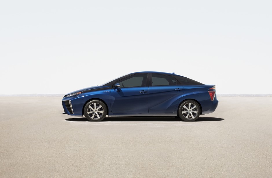 Wodorowa Toyota na salonie w Paryżu