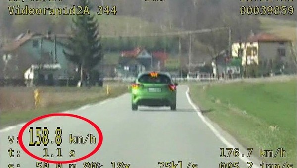 Szaleńcza jazda w mieście. Młody kierowca jechał aż 158 km/h!
