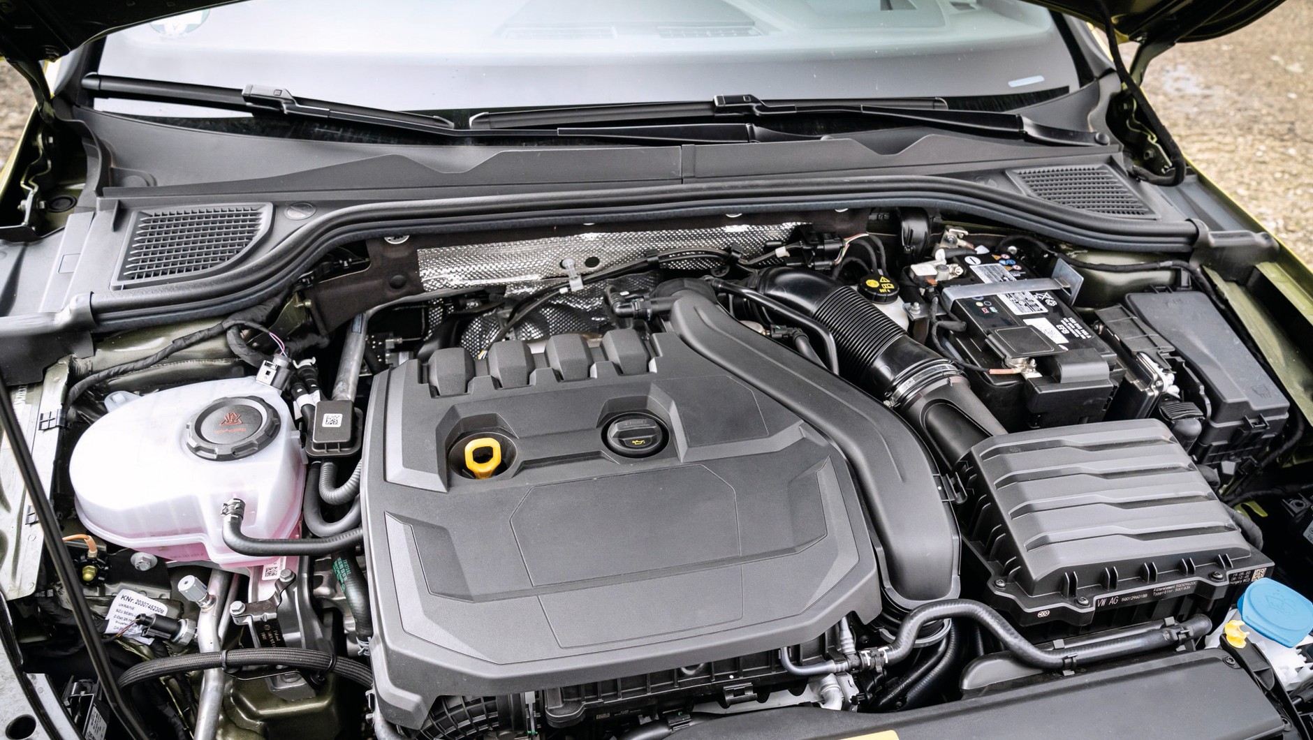 Volkswagen Golf 1.5 eTSI - silnik