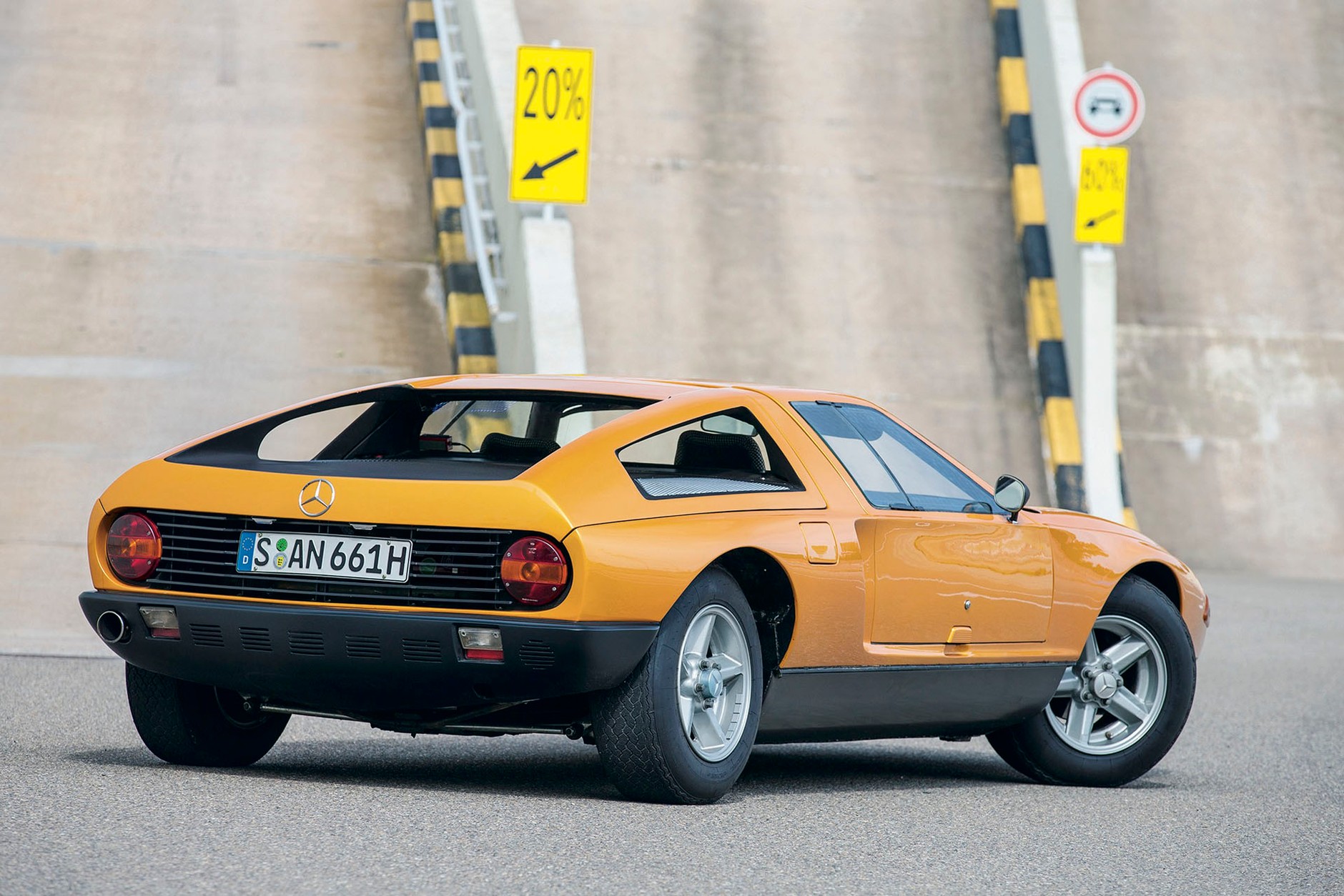 Mercedes C111 - model nieosiągalny