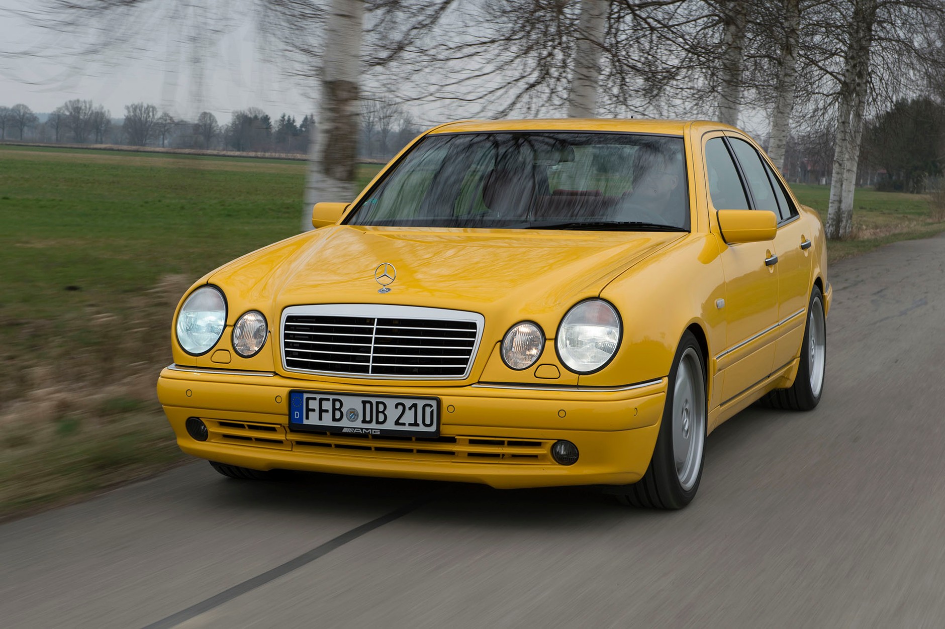 Mercedes W210 E50 AMG - jeśli okular to tylko taki!