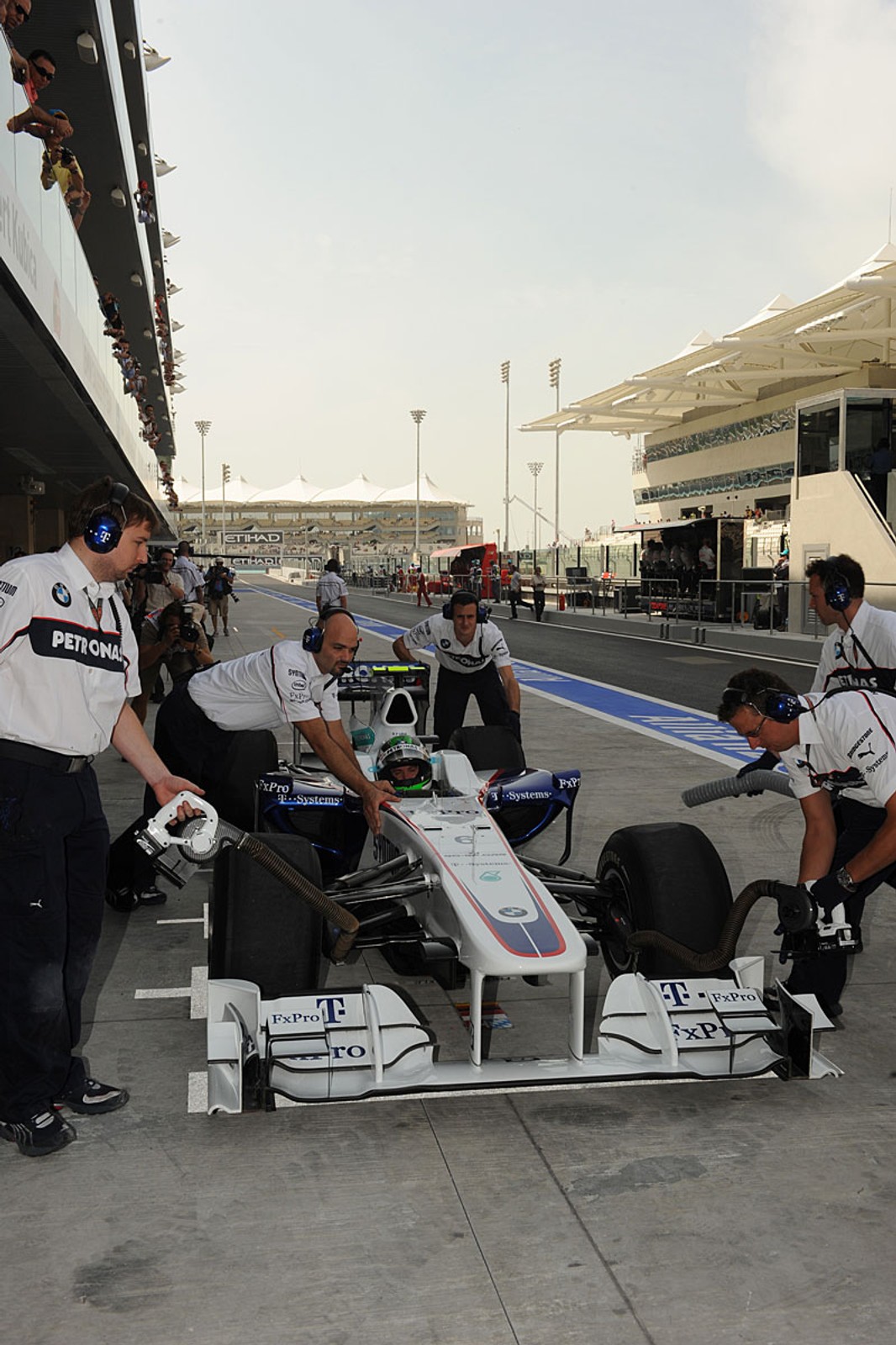 Grand Prix Abu Zabi 2009: czas pożegnań i rozstań (fotogaleria)