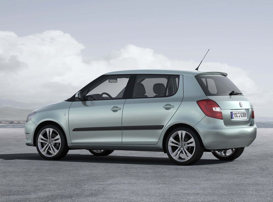 Nowa Skoda Fabia rok modelowy 2011