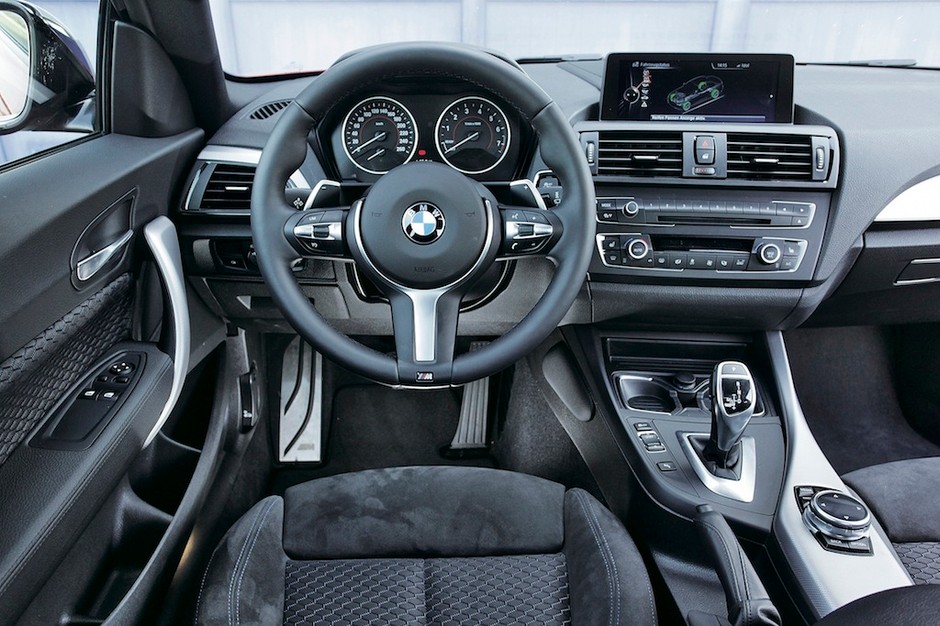 BMW M235i