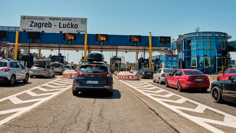 Bramki na autostradzie w Chorwacji - zdjęcie ilustracyjne