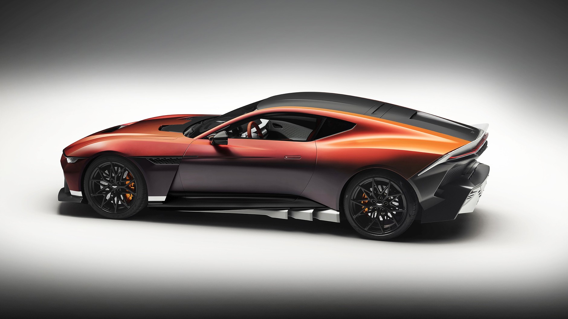 Aston Martin Valen 2026
