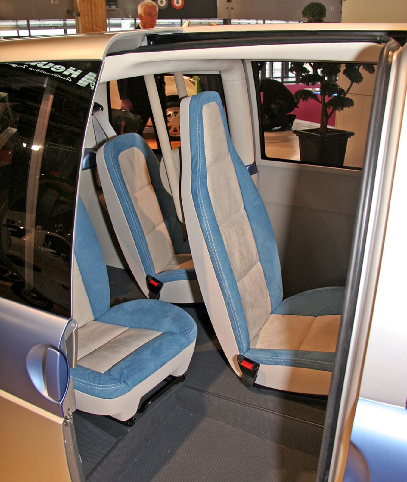 Paryż 2008: Heuliez Friendly – przyjazny elektromobil