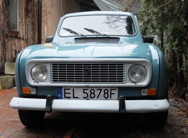 Łódzki żandarm - Kupujemy Renault 4