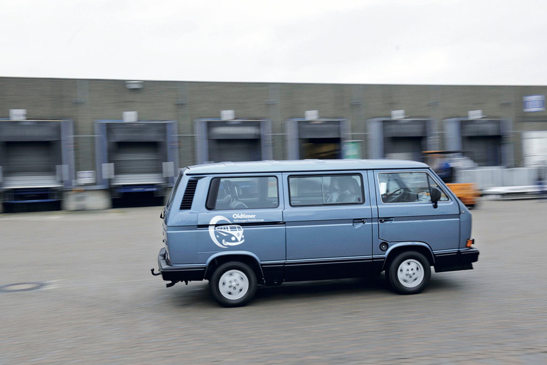 Volkswagen T3 Caravelle Carat - klasa biznes z końca lat 80.