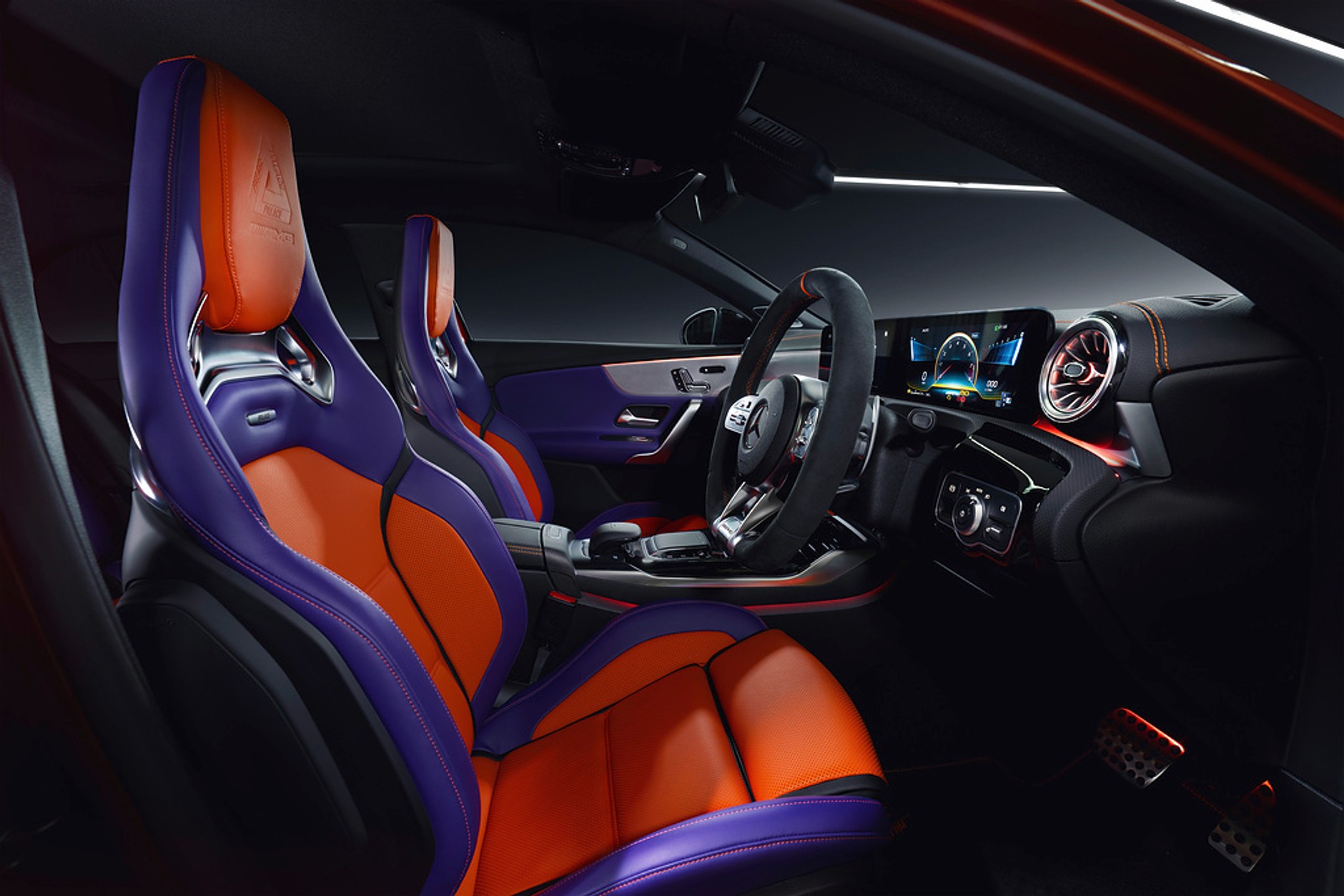 Art Cars Mercedes-AMG i Palace Skateboards