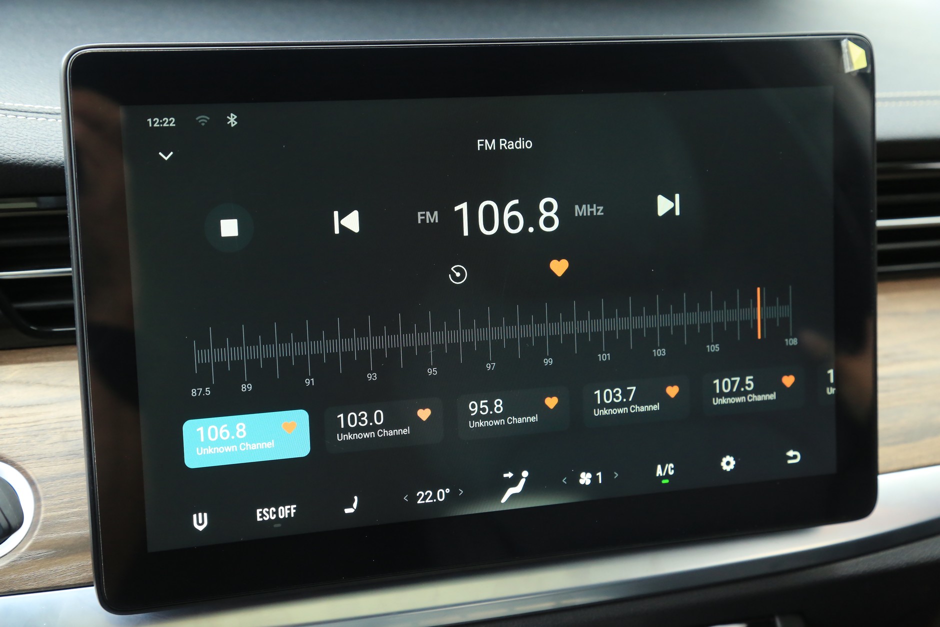 Skywell ET5 2022 1 generacja