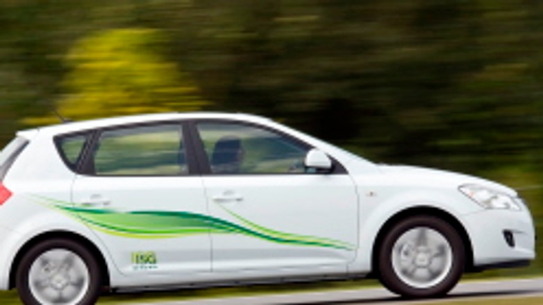 Paryż 2008: KIA cee’d z napędem ISG (Idle Stop & Go)