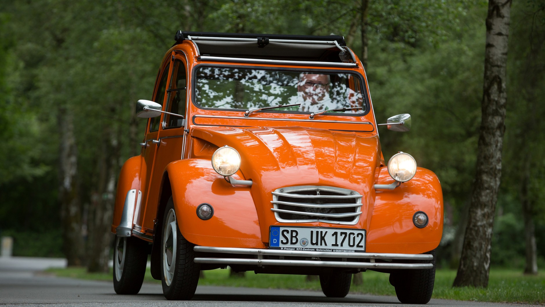 Klasyki, które nie są warte swojej ceny: Citroen 2CV