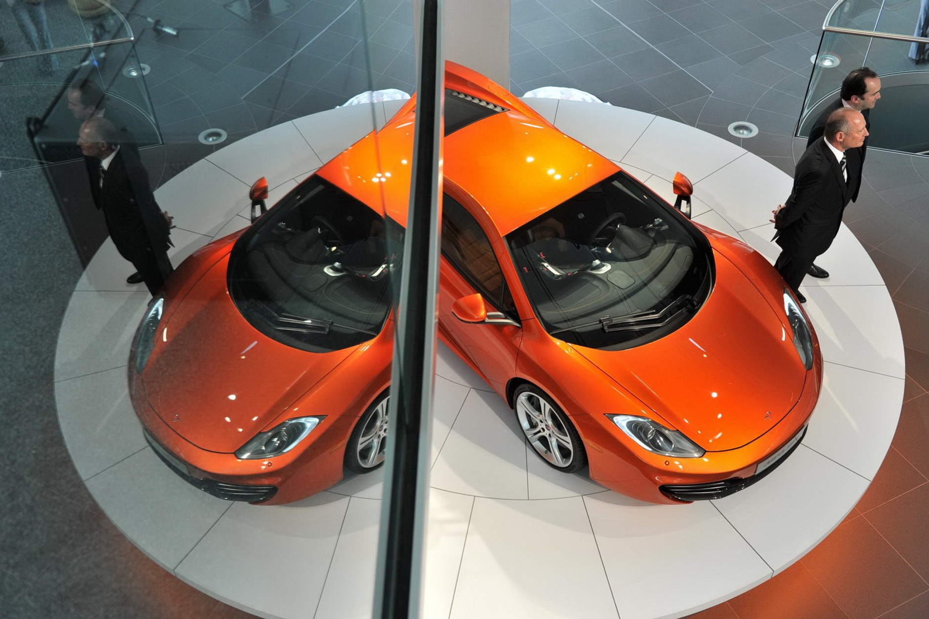 McLaren MP4-12C będzie lepszy od Ferrari i Mercedesa